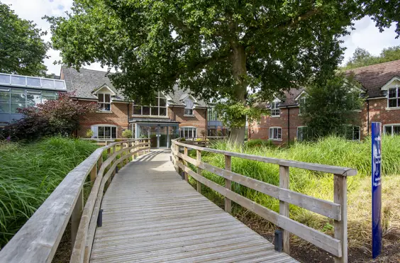 Verwood House Care Home - An outside view of the home