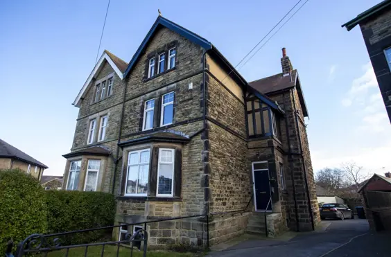 12 Church Avenue Harrogate - An outside view of the home
