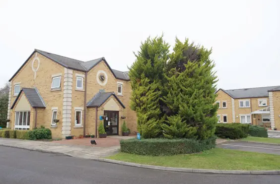 Mornington Hall Care Home - An outside view of the home