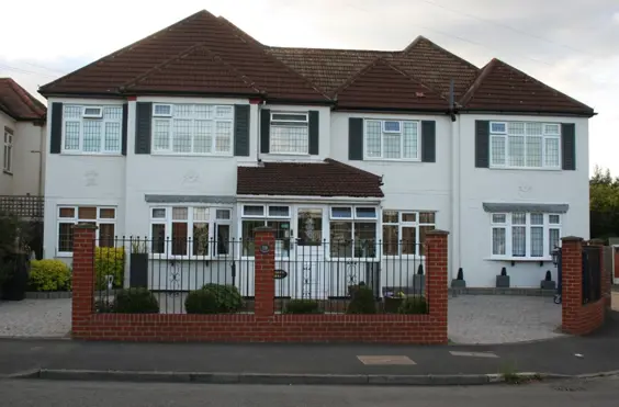 Ashling House - An outside view of the home