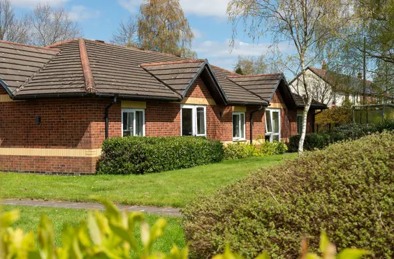 Linden House Care Home - An outside view of the home
