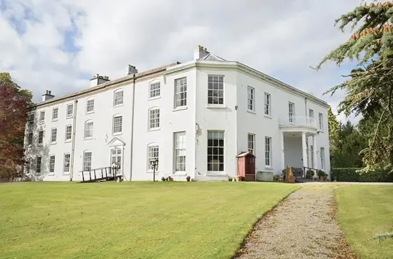 Weir Gardens Nursing Home - An outside view of the home