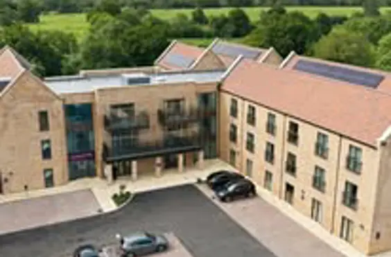 Heathview Rose Care Home - An outside view of the home