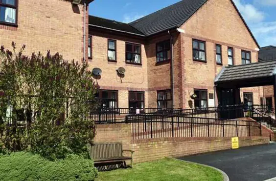 Aden Mount Care Home - An outside view of the home
