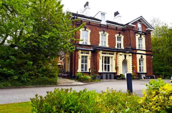Aaron Grange Care Home - An outside view of the home