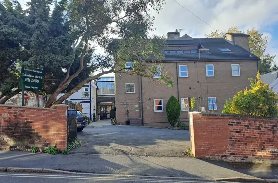 Sandford House - Chesterfield Road - An outside view of the home