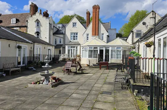 Kirkella Mansions Residential Home - Photo of the garden where applicable