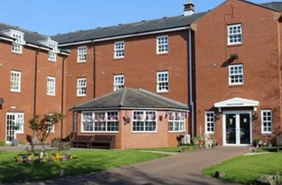 Garden Hill Care Centre - An outside view of the home