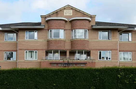 Beenstock Home - An outside view of the home