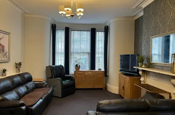 Inglenook House - Photo of the lounge area