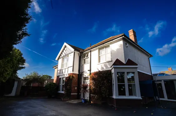Hengrove Lodge - An outside view of the home