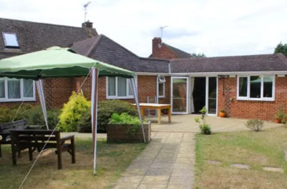 13 Manor Crescent - Photo of the garden where applicable