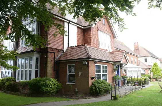 Camowen - An outside view of the home