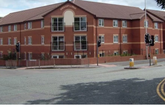 Hill Top Lodge - An outside view of the home