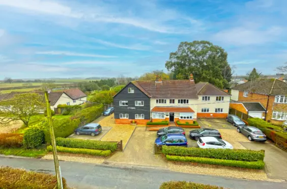 Mirabeau - An outside view of the home