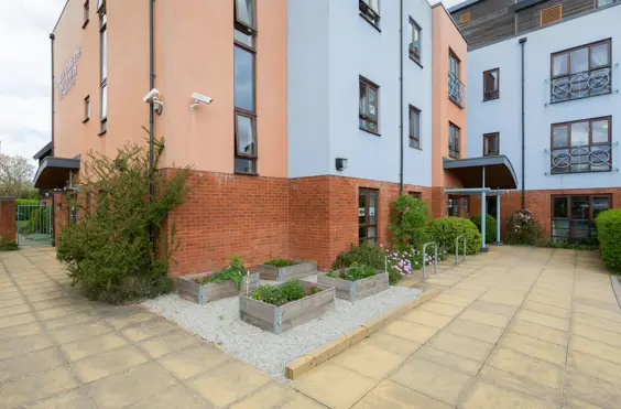 Ashley Gardens Care Centre - An outside view of the home