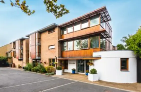 Leah Lodge Care Home - An outside view of the home