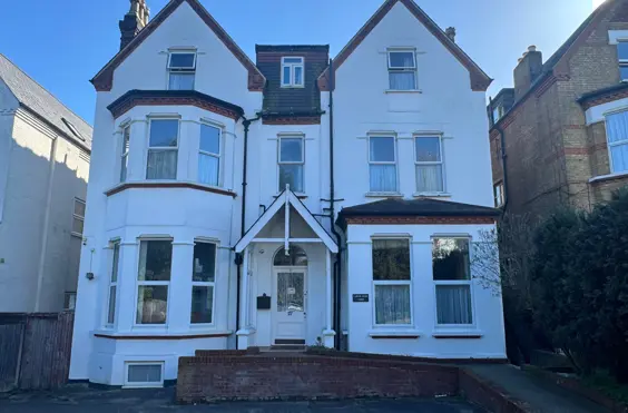 Lawrie Park Lodge - An outside view of the home