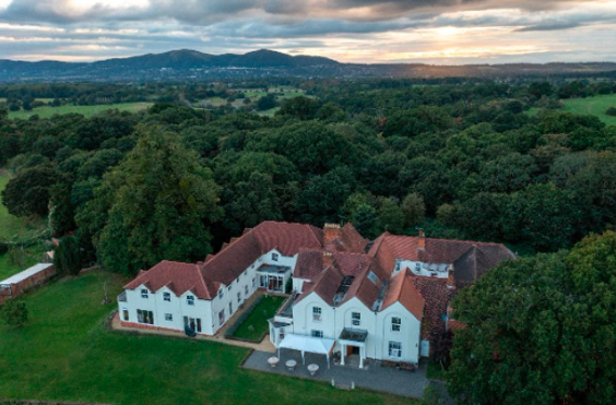Ablegrange Severn Heights Limited - An outside view of the home
